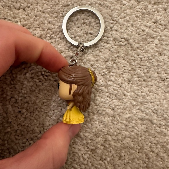 Funko Pop Keychain - Belle in Yellow Dress - Picture 2 of 6